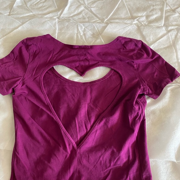 Love pink, maroon cropped top with heart cut out on the back - Picture 2 of 2